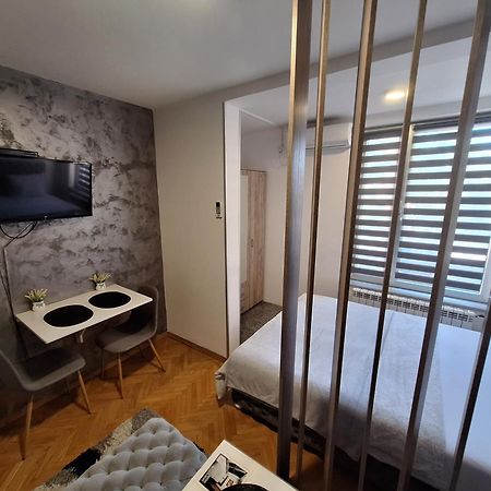 Dado Apartman Apartment Кралево Екстериор снимка