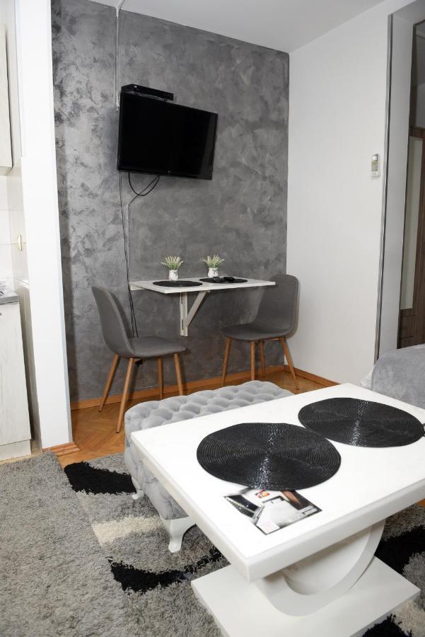 Dado Apartman Apartment Кралево Екстериор снимка