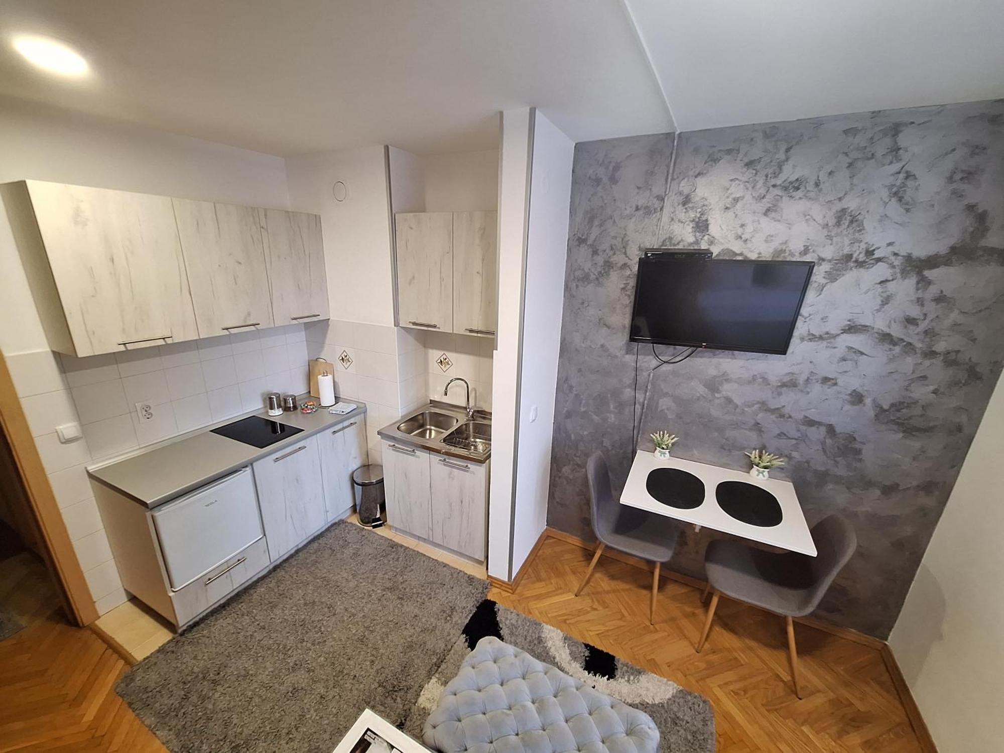 Dado Apartman Apartment Кралево Екстериор снимка